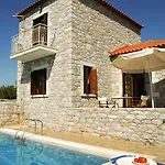 Vila Orato Village