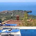 Vila Orato Village *