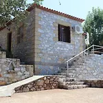 Vila Orato Village