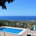 Orato Village * بيرغوس