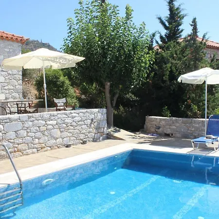 Orato Village * Pirgos (Mani)