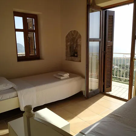 Orato Village * Pirgos (Mani)