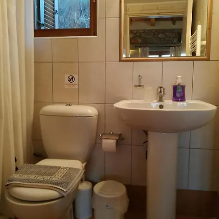 Orato Village Pirgos (Mani)