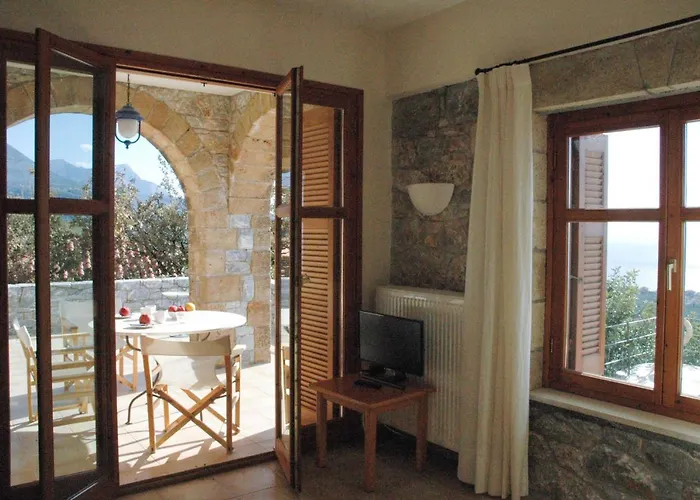 וילה Orato Village פירגוס