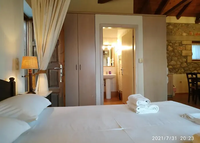 Orato Village * Πύργος