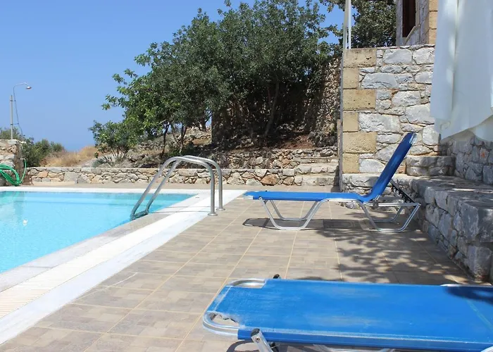 Orato Village Βίλα